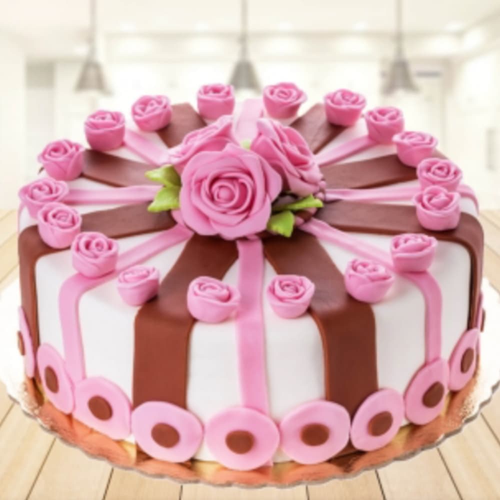 Fondant Cake
